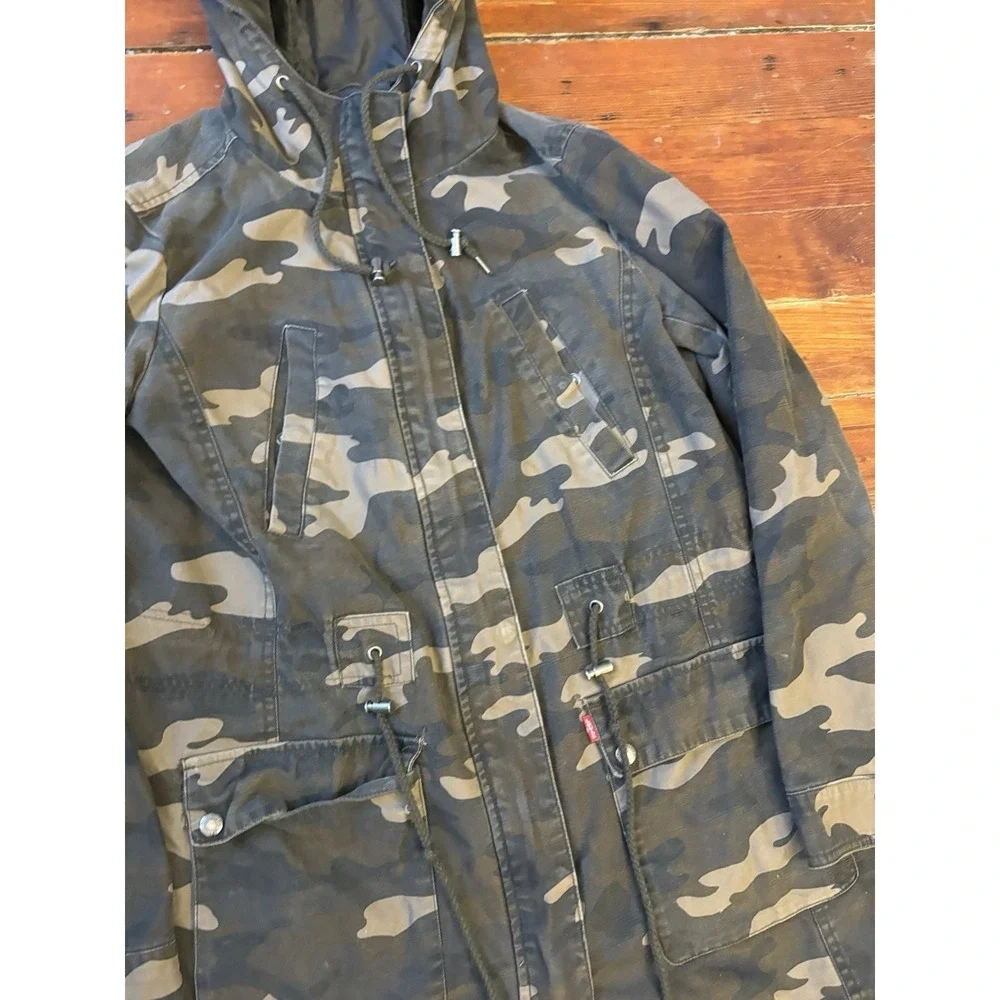 Levi's‎ Chore Woodland Camo Jacket Coat Women's Parka Hooded Size Medium